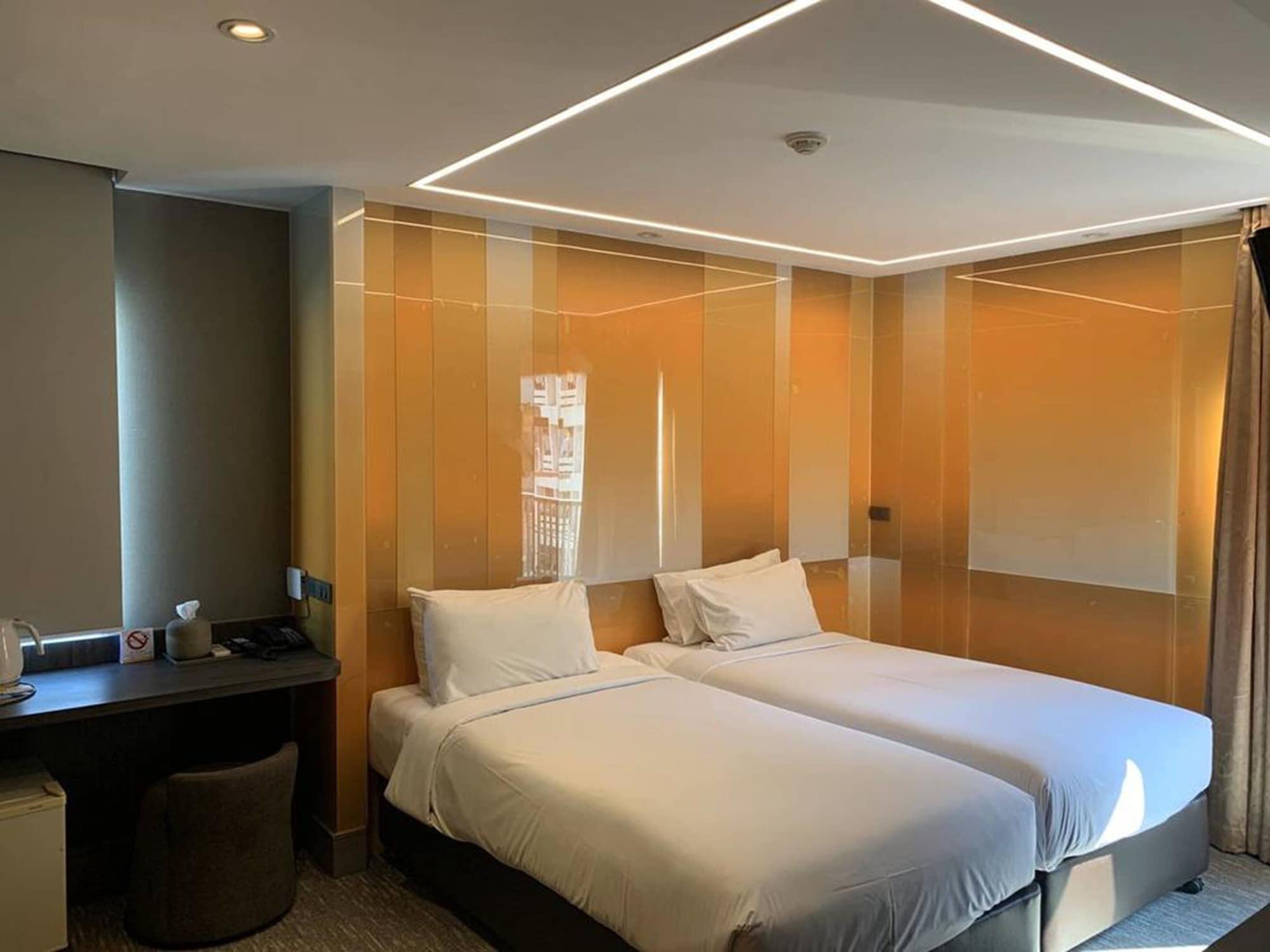 Tango Vibrant Living Hotel - Sha Extra Plus Bangkok Ngoại thất bức ảnh