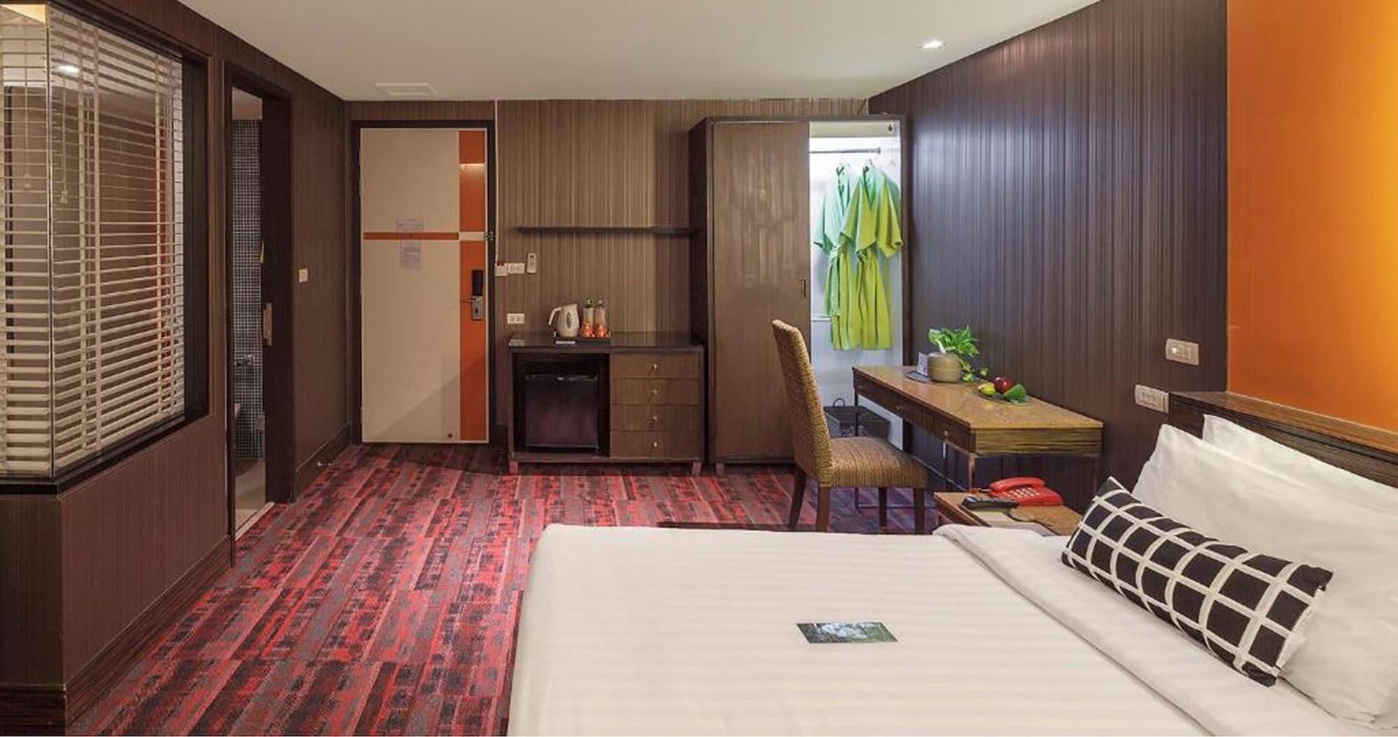 Tango Vibrant Living Hotel - Sha Extra Plus Bangkok Ngoại thất bức ảnh