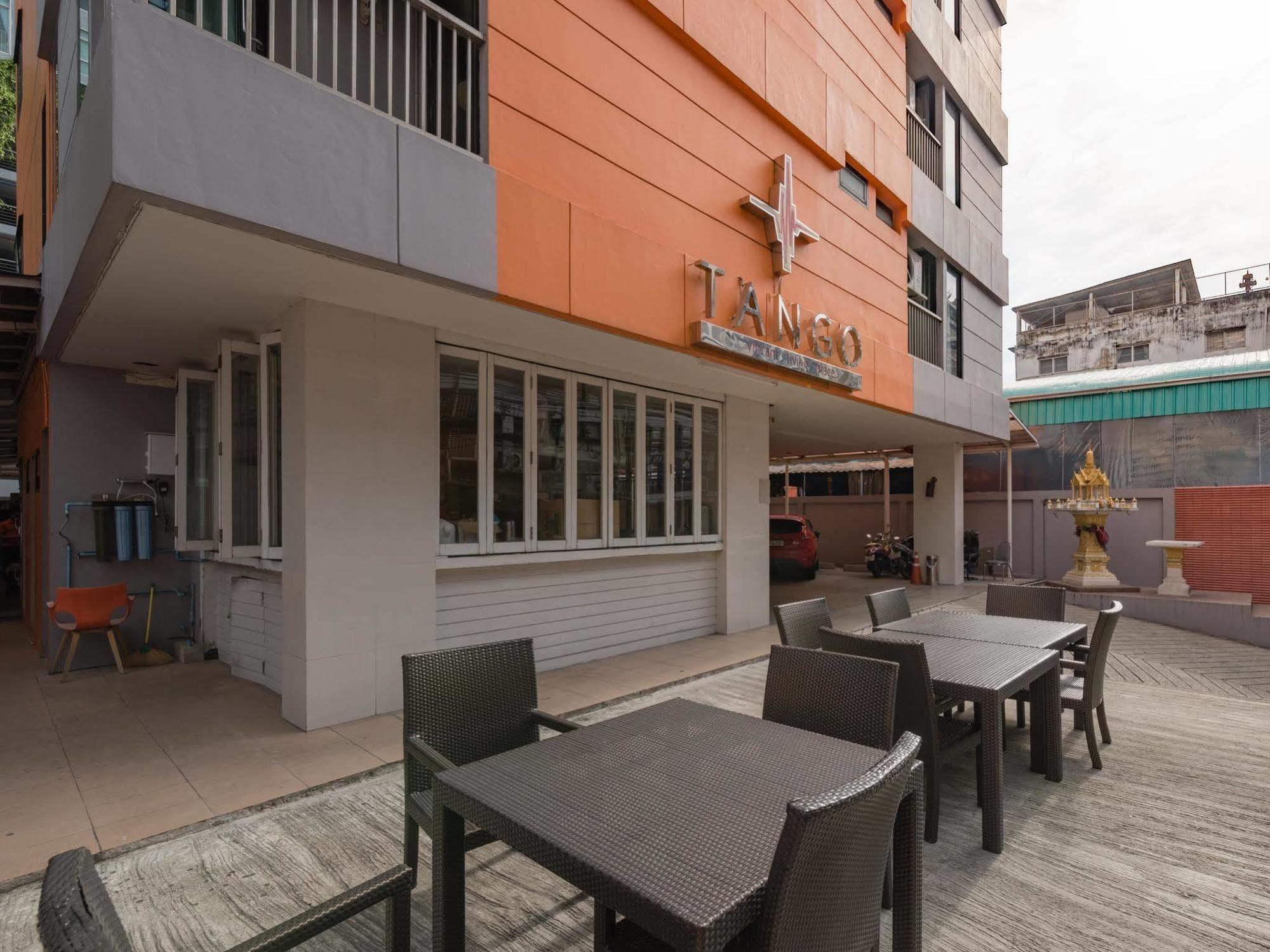 Tango Vibrant Living Hotel - Sha Extra Plus Bangkok Ngoại thất bức ảnh